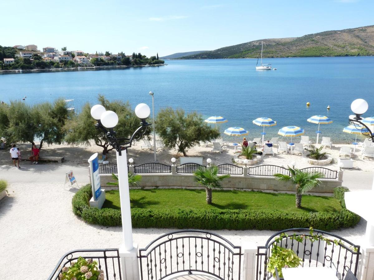 Villa Mediterana Seget Vranjica Eksteriør bilde