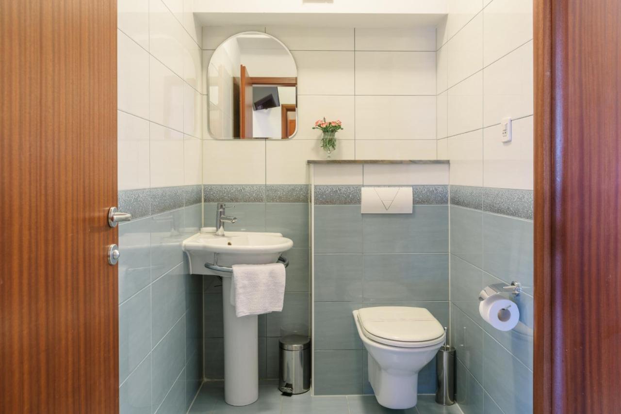 Villa Mediterana Seget Vranjica Eksteriør bilde