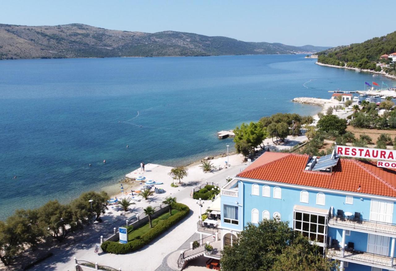 Villa Mediterana Seget Vranjica Eksteriør bilde