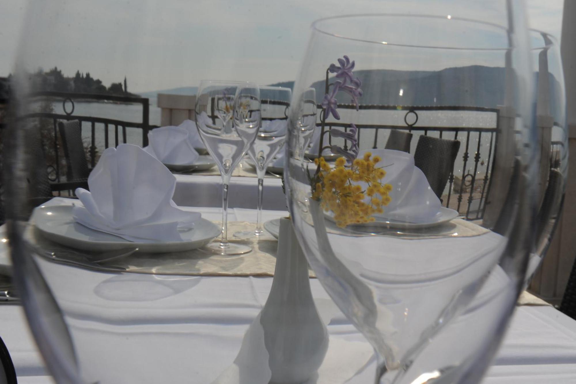 Villa Mediterana Seget Vranjica Eksteriør bilde