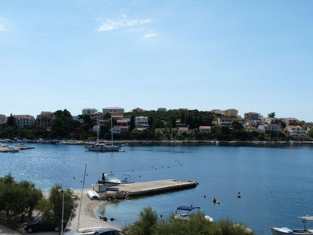 Villa Mediterana Seget Vranjica Eksteriør bilde