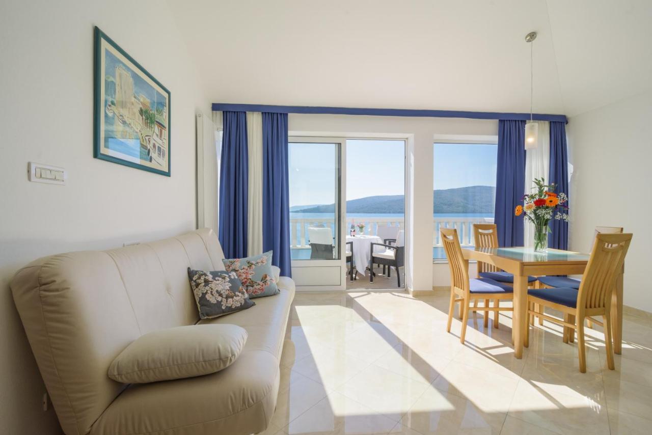 Villa Mediterana Seget Vranjica Eksteriør bilde